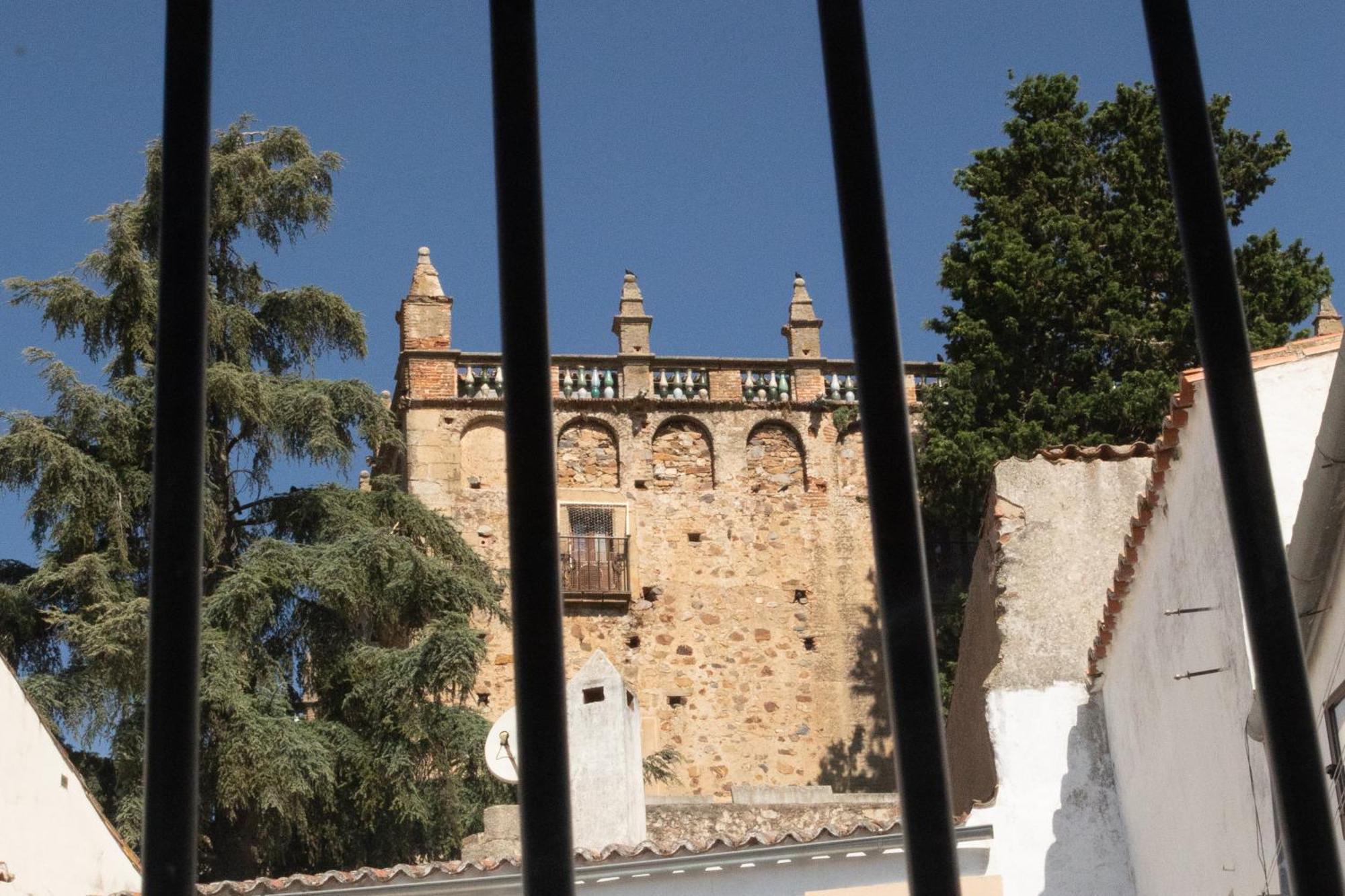 Apartamento Baluarte De Los Pozos Caces Kültér fotó